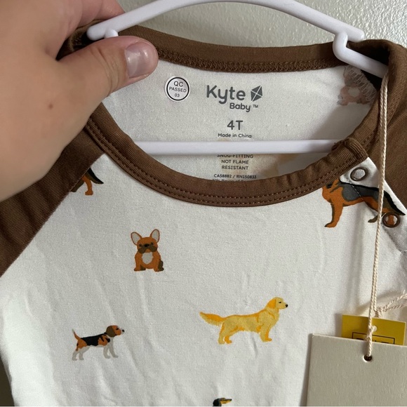 NWT Kyte Dogs Shortall Romper 4T - Picture 2 of 6